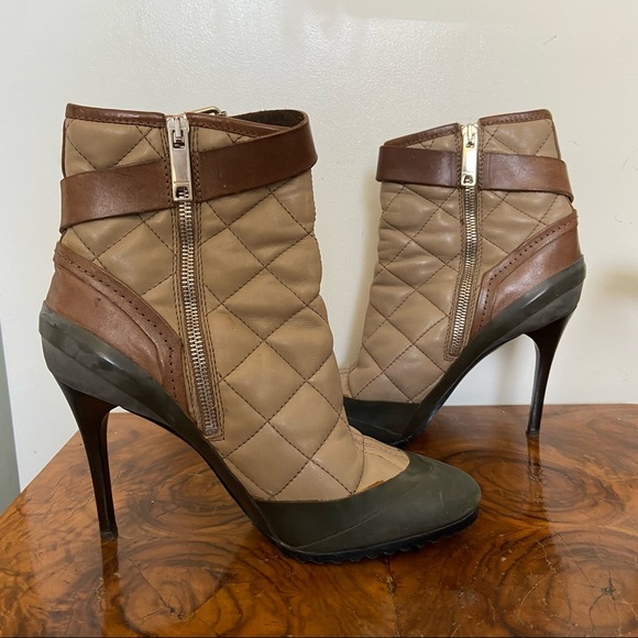 Burberry Quilted Heeled Boots in Tan and Brown - Picture 2 of 3